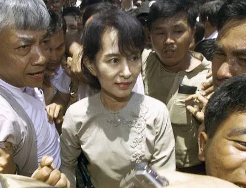 democracy ออง ซาน ซู จี กับประชาธิปไตยเบื้องต้นในพม่า
