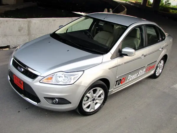 Focus-TDCi Ford Focus 2.0 TDCi power Shift รูปโดย Jimmy แห่ง Headlightmag