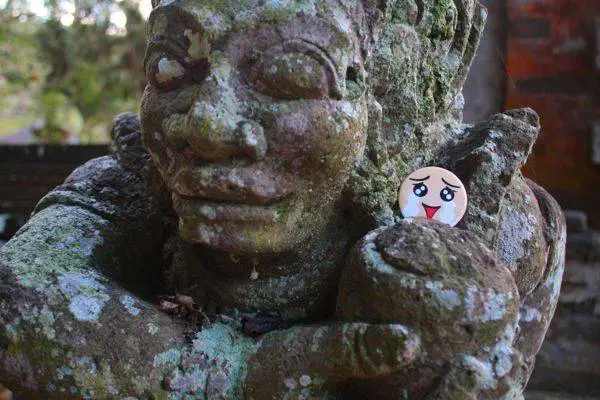 bali-sss-08 ซาบซึ้งรูปปั้น ตัวดี-ตัวไม่ดี ที่มีอยู่ทั่วบ้านทั่วเมือง