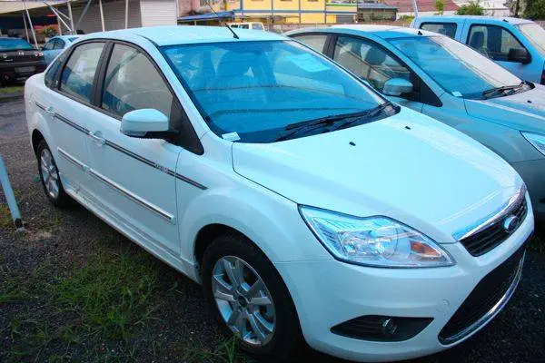 ford-focus-tdci-01 Focus TDCi ของผมจอดตากฝนอยู่ เห็นแล้วบางคนอาจทำใจไม่ได้ว่านี่รถใหม่ของตรูนะเฟร้ย
