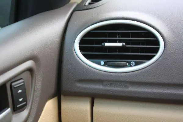 ford-focus-tdci-airbag ford-focus-tdci-airbag