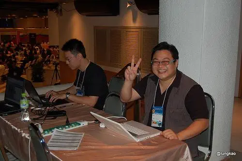 joomladay-translate คุณเม่นและน้องเกียวปิกำลังเตรียมการ คนแปลเหมาเกลี้ยง