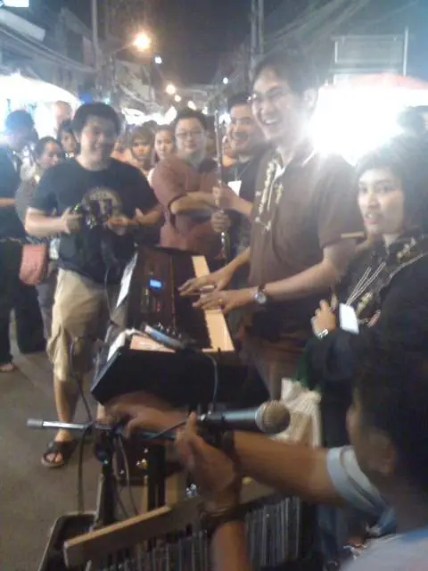 iHear8 พวกเราสนุกกันมาก และยังได้มือ percussion ใหม่ด้วยคือ @dekunderkover