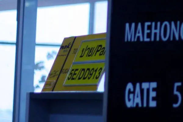 Nok-mini-pai การไปปายนั้น สามารถขึ้นได้ที่ Gate 5 สนามบินเชียงใหม่