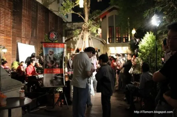 wawee-live-1 @davedawcomm เจ้าของ production ภาพสุดเท่นั่งคุมด้านขวาครับ