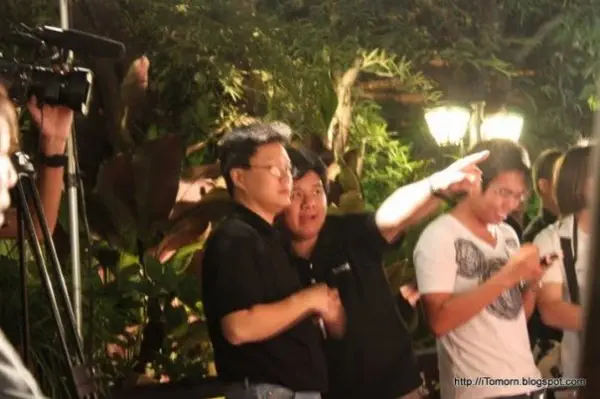 wawee-live-2 @fordantitrust กำลังฟ้องพี่หงษ์ @hongsyok