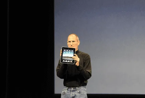 ipad Steve Jobs กับ iPad ขนาดกำลังน่ารักทีเดียว