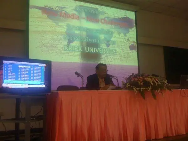 social-biz-2 เปิดการบรรยายโดยอาจารย์ประจำภาควิชา