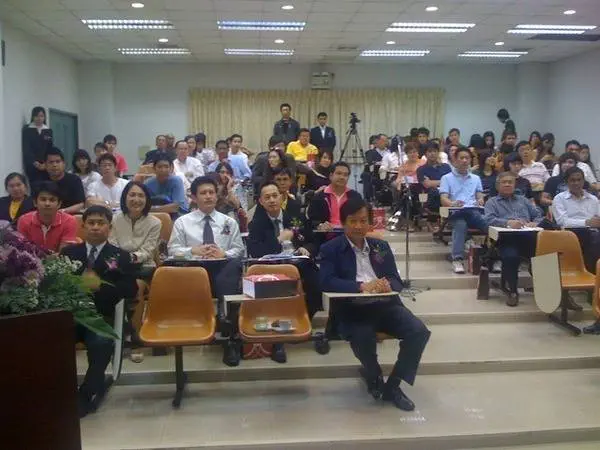 นักศึกษาระดับ Executive ที่เข้าร่วมฟังการสัมมนา นักศึกษาระดับ Executive ที่เข้าร่วมฟังการสัมมนา