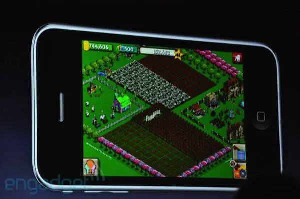 Farmville กับ Guitar Hero จะเล่นบน iphone ได้แล้ววววว Farmville กับ Guitar Hero จะเล่นบน iphone ได้แล้ววววว