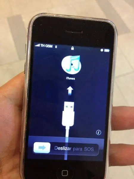อาการหลัง Sync เป็นแบบนี้ครับ และพอเสียบเข้า iTune ก็บอกว่า sim ไม่ถูกต้อง อาการหลัง Sync เป็นแบบนี้ครับ และพอเสียบเข้า iTune ก็บอกว่า sim ไม่ถูกต้อง