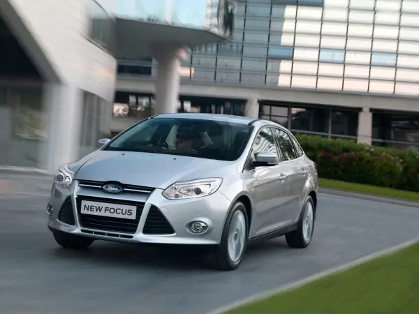 AllNew FordFocus ชัดๆด้านหน้า AllNew FordFocus ชัดๆด้านหน้า
