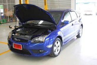 focus-tdci-2009-13 TDCi ที่มีคนมาออกวันเดียวกัน เค้าอยากได้เกียร์ธรรมดาเลยมีแต่โฉมเก่า