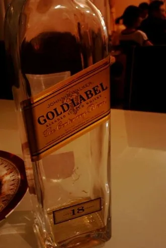 gold-label ผ่านมาไม่นานสิ่งที่บ่มมา 18 ปีก็เกลี้ยง ! ภาพจาก twitpic @ripmilla