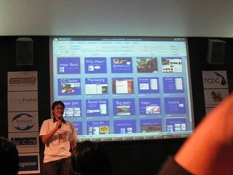 บรรยากาศการพูด ignitebkk สไลด์วิ่ง auto 15 วิต่อ 1 สไลด์เป็นเวลารวม 5 นาที บรรยากาศการพูด ignitebkk สไลด์วิ่ง auto 15 วิต่อ 1 สไลด์เป็นเวลารวม 5 นาที