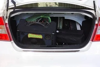 Ford FOCUS ด้านหลังขนของได้เยอะมาก เครื่องดนตรีได้ครบเซ็ท Ford FOCUS ด้านหลังขนของได้เยอะมาก เครื่องดนตรีได้ครบเซ็ท